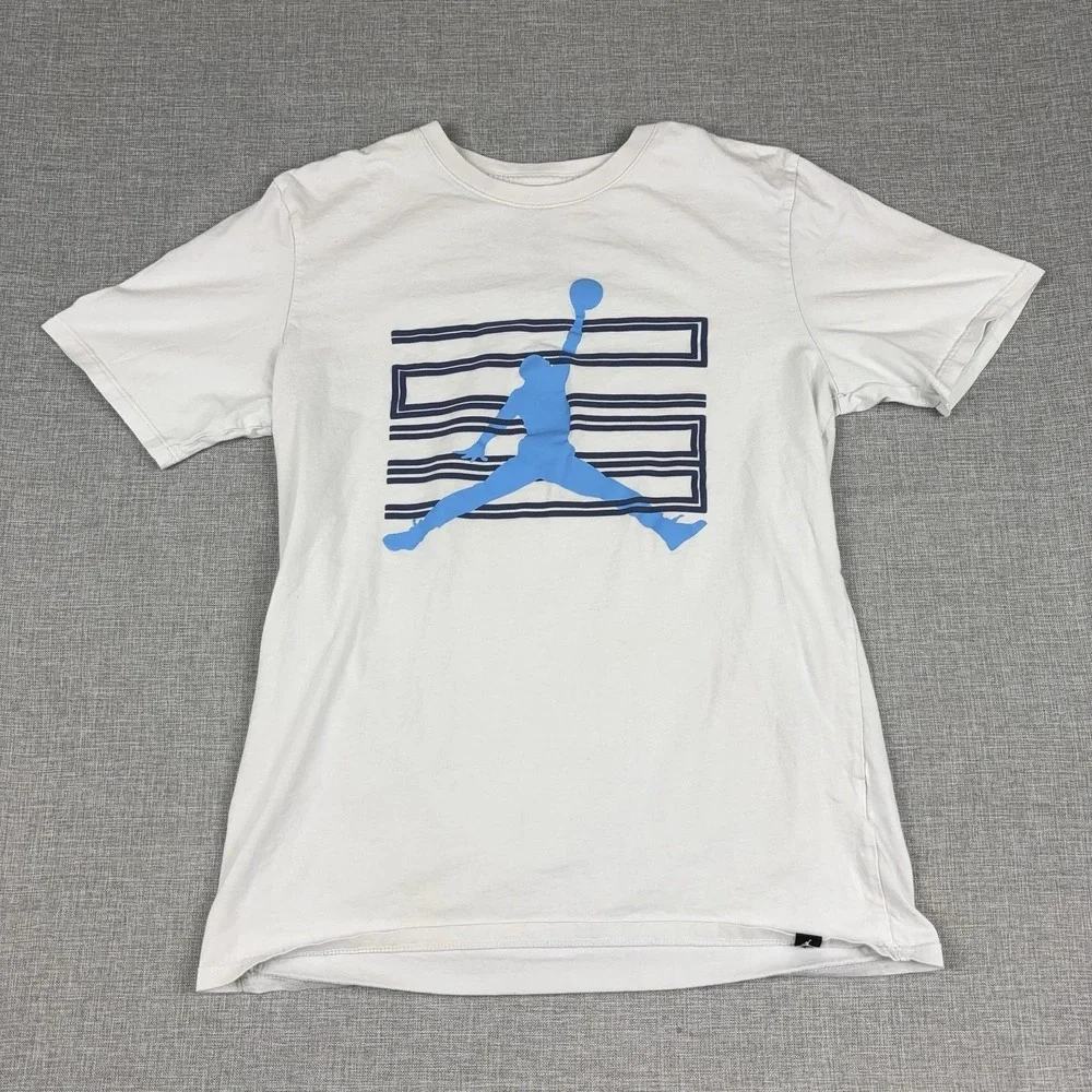Jordan Shirt Mens M White Jumpman Graphic Tee Crewneck Tagless Cotton Jersey